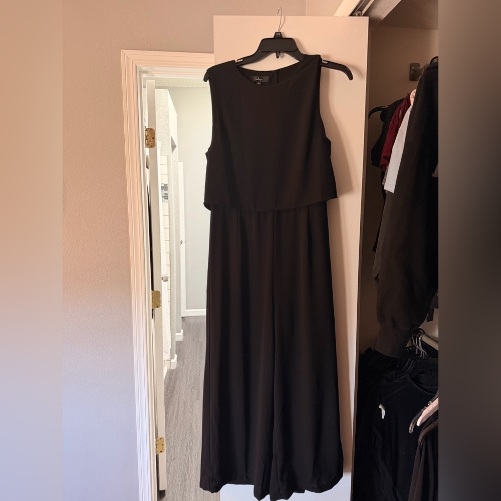 Lulu’s Black Open Back Romper, Size Large, Like New